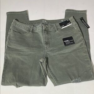 a.n.a Womens Green Jeans Mid-Rise Jegging Stretch Distressed 12 olive green NEW!